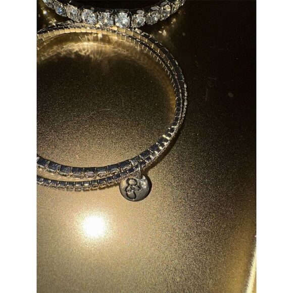 Jessica Simpson Rhinestone Bangle Bracelet Set Stackable Clear - Picture 5 of 7